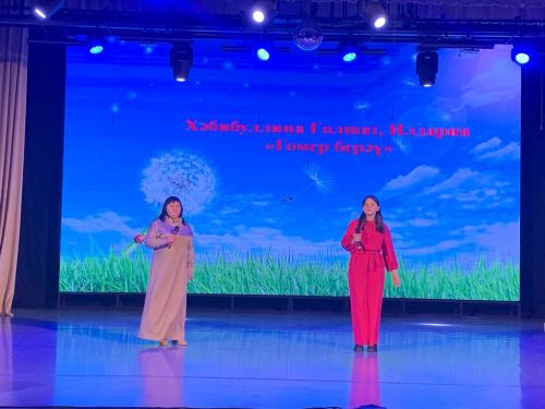 Балтач урта мәктәбе «Балачак төсләре» дип аталган концерт тәкъдим итте (фото)