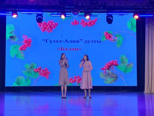 Балтач урта мәктәбе «Балачак төсләре» дип аталган концерт тәкъдим итте (фото)