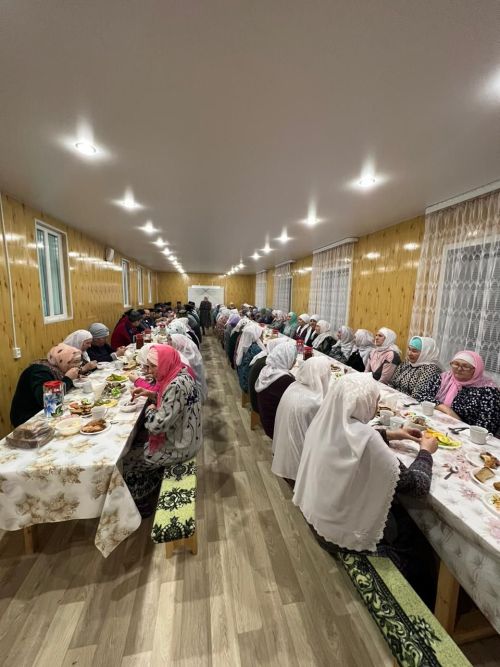 Яңгул авылында зурлап ифтар мәҗлесе уздырдылар (фото)