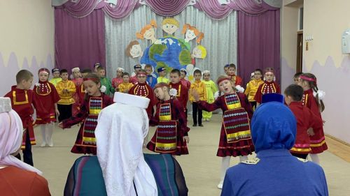 «Сәламәт балалар, сәламәт милләт гөлләре» (фото)
