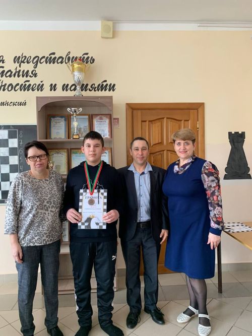 Балтач урта мәктәбендә Иванов Руслан истәлегенә шахмат ярышы оештырылды (фото)
