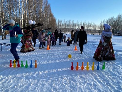 5нче балалар бакчасы коллективы тагын бәйрәм иткән (фото, видео)