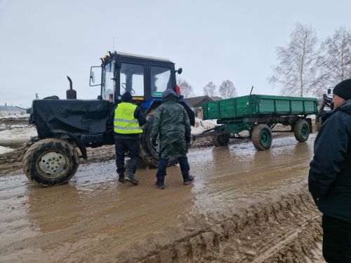 «Смәел» техникалары язгы кыр эшләренә әзер
