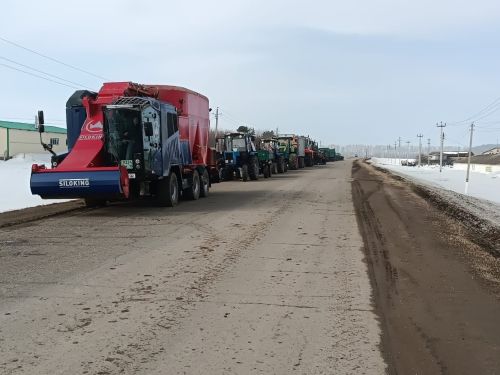 «Кызыл юл» хуҗалыгы техникалары язгы кыр эшләренә әзер (фото)