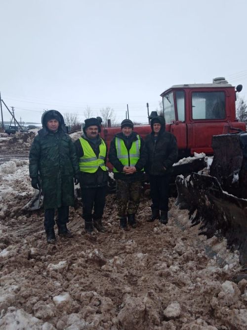 «Смәел» техникалары язгы кыр эшләренә әзер
