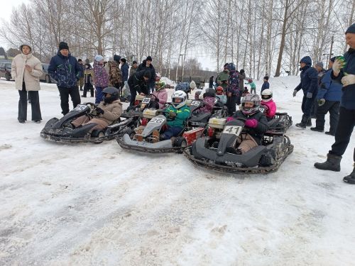 Балтачта бәйрәм уңаеннан узган картинг ярышларында кемнәр җиңде? (фото)