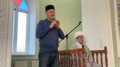 Бүген мәчетләребездә Ураза Гаете намазлары укылды