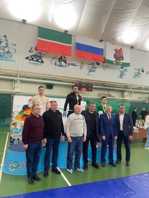 Рәнис белән Илгизәр Казан шәһәре беренчелегеннән җиңү белән кайтты