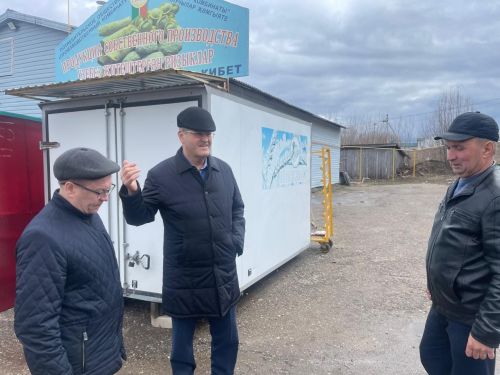 Район башлыгы пилмәннәрне киңрәк ассортиментта районыбыз кибетләренә озату бурычы куйды (фото)