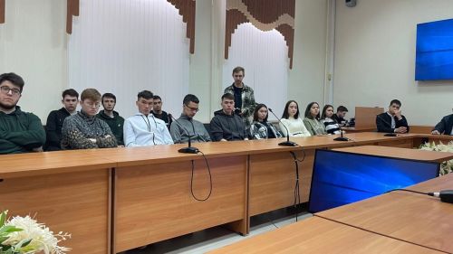 Балтач җитәкчелеге Казанда Балтач студентлары белән очрашты (фото)