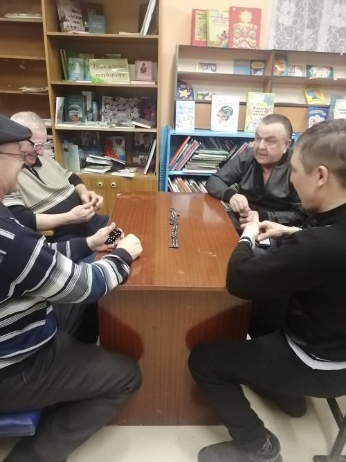 Шәрипов Иңгел абый истәлегенә домино ярышы узды (фото)