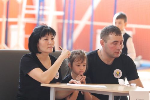 «Хыял» яшьләр үзәгендә гаилә парлары арасында «Гаилә формуласы» спорт-интеллектуаль уенының финалы узды (фото)