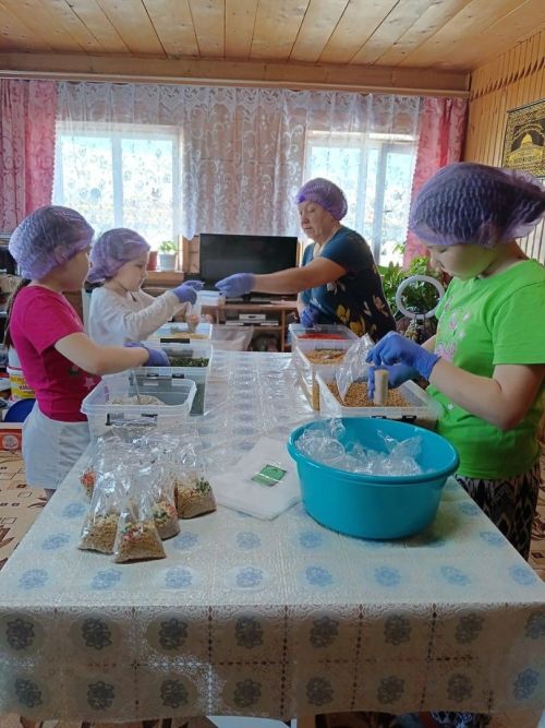 Чутайдан 2500 данә аш фронтка китә (фото)