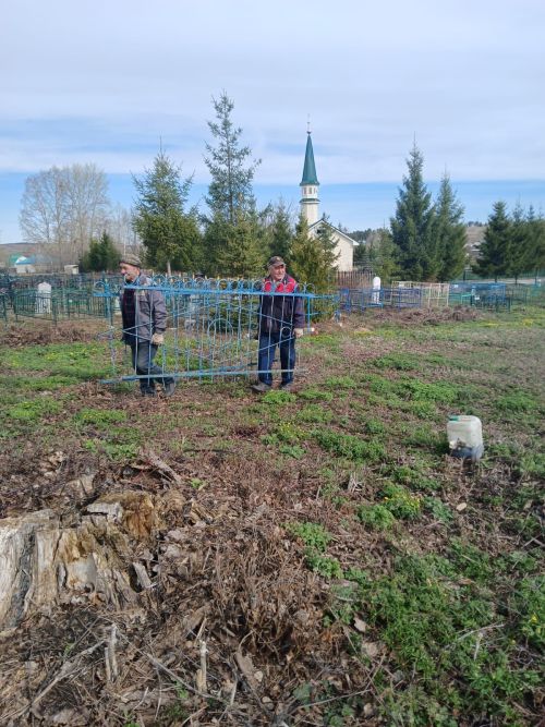 Яңгул авыл җирлеге башлыгы кемнәргә рәхмәт белдерә (фото)