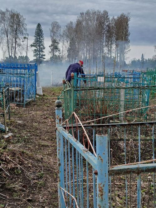 Яңгул авыл җирлеге башлыгы кемнәргә рәхмәт белдерә (фото)