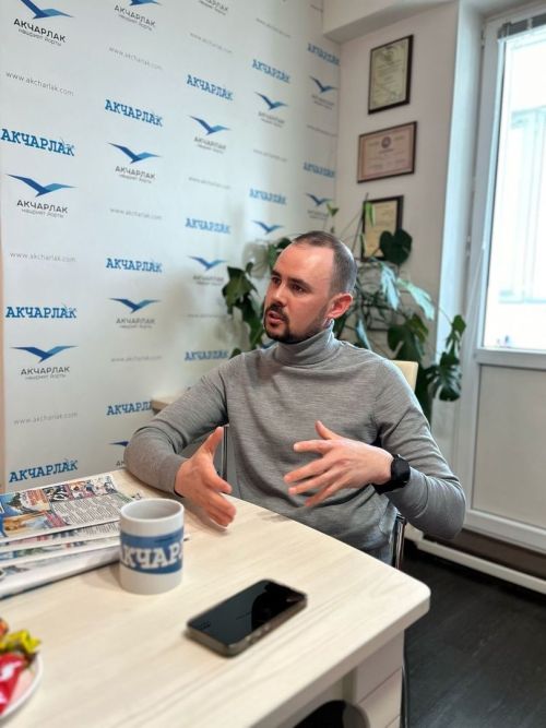 Ирек Фатыйхов: «Үзенчәлекле, тавышы аерылып торган, кызыклы кешегә генә пародия ясап була»