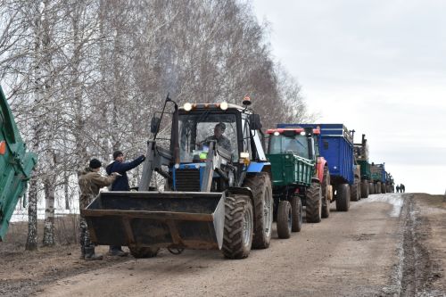 Тракторыма — 40, ә үземә унҗиде генә әле (фото)