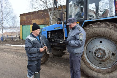 Тракторыма — 40, ә үземә унҗиде генә әле (фото)