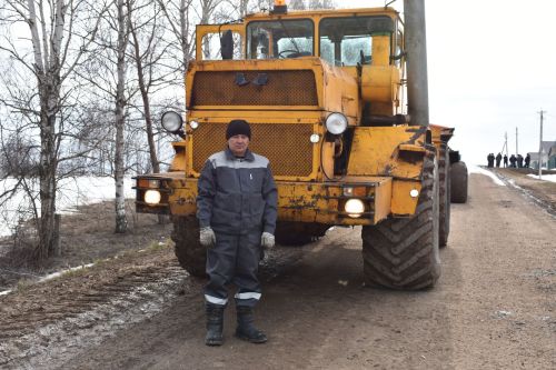 Тракторыма — 40, ә үземә унҗиде генә әле (фото)