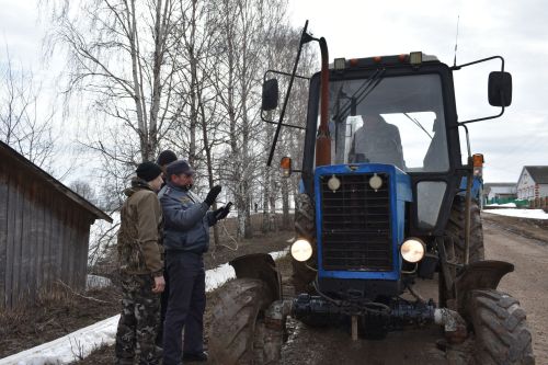 Тракторыма — 40, ә үземә унҗиде генә әле (фото)