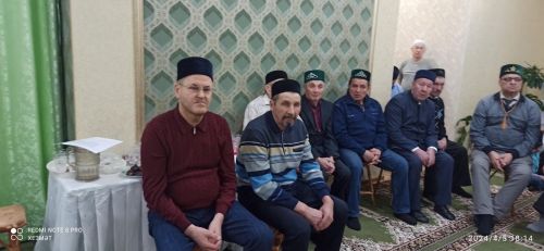 Кариле авылы мәчетендә ифтар мәҗлесе узды (фото)