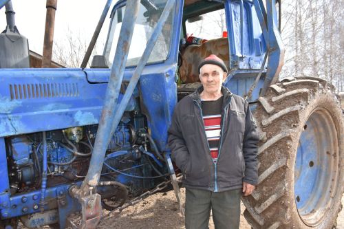 Тракторыма — 40, ә үземә унҗиде генә әле (фото)