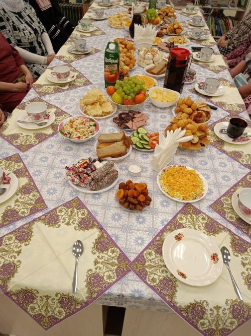 Чутай авылы китапханәсендә бик матур ифтар мәҗлесе булган (фото)
