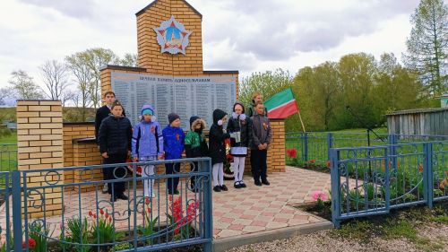 Торжественные митинги провели в Янгуловском сельском поселении (+фоторепортаж)