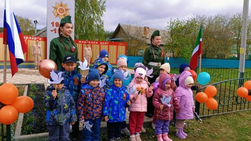 Торжественные митинги провели в Янгуловском сельском поселении (+фоторепортаж)