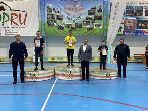 Балтачта спорт мәктәбе призына кул көрәше буенча турнир узды (фото)