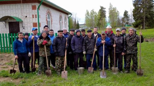 Балтачлылар  54 гектардан артык мәйданда яшь агач үсентеләре утыртты (фото)