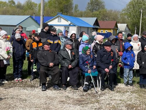 Россия Герое истәлегенә туган авылында  бюст куелды (фото)
