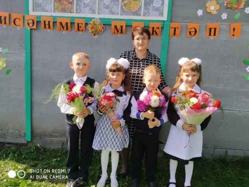 Биктәш башлангыч мәктәбен быел 5 бала тәмамлады
