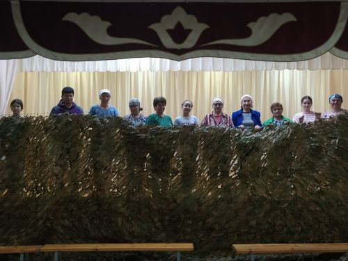 Балтачта бердәм булып маскировкалы сеткалар ясыйлар (фото)