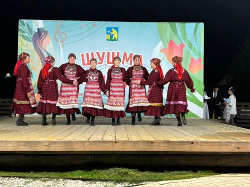«Шушма моңнары» фестиваленең йомгаклау тамашасыннан фоторепортаж