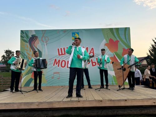 «Шушма моңнары» фестиваленең йомгаклау тамашасыннан фоторепортаж