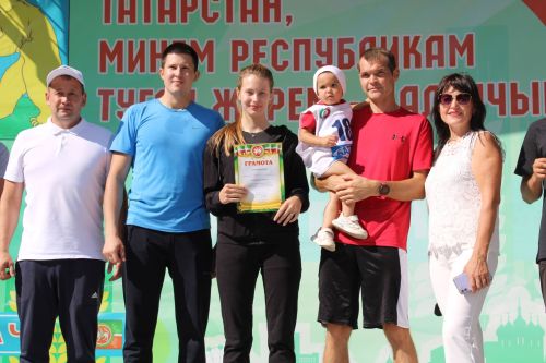 Бүген «Сабантуй» ял паркында узган уеннардан фоторепортаж