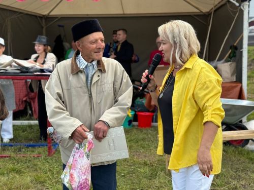 Чапшарда «Гаилә – дәүләт нигезе»дип исемләнгән бәйрәм узды (фото)