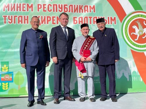 Республика көнендә бертөркем балтачлыларга дәүләт бүләкләре тапшырылды