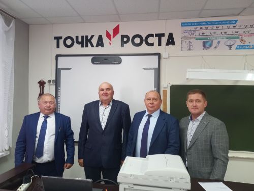 Балтач районың дүрт мәктәбендә «Үсеш ноктасы» үзәкләре ачылды (фото)