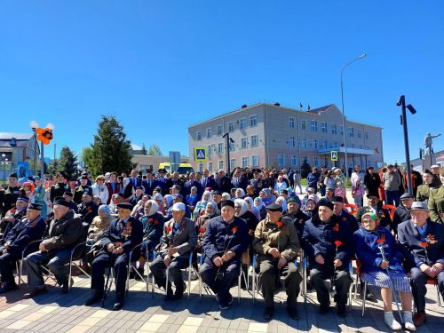 Путин Бөек Ватан сугышы ветераннарына бер мәртәбә түләү турындагы указга кул куйды