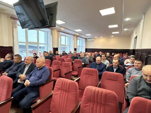«Активист» хуҗалыгы тәүлеккә 15 тонна сөт җитештерүгә иреште