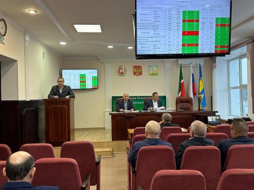 «Активист» хуҗалыгы тәүлеккә 15 тонна сөт җитештерүгә иреште