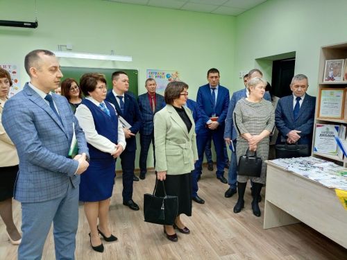 Районның мәктәп директорлары Кенә мәктәбендә  очрашты