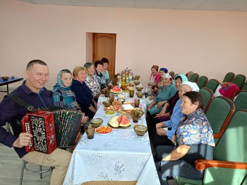 Экскурсие мынӥзы, праздник ӝӧк сьӧрын куно луизы