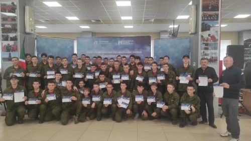 Балтач егетләре хәрби җыенда булып кайтты