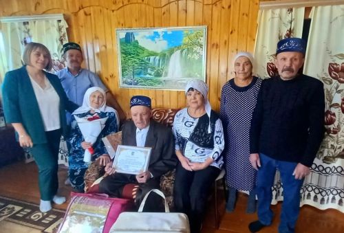 Камалетдиновларның үткәннәре гыйбрәтле, бүгенге көннәре бәхетле, киләчәкләре өметле