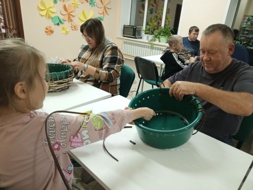 Балтачта әтиләр дә кәрзин үрә