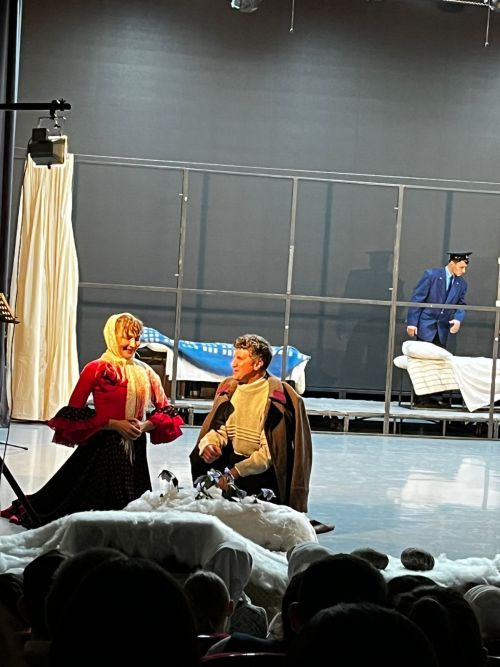Балтач мәдәният үзәгендә Г. Кариев театры Ренат Харисның «Умырзая» спектаклен тәкъдим итте