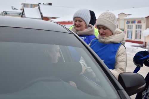 Балтачта Кыш бабай шоферларны да сөендерә